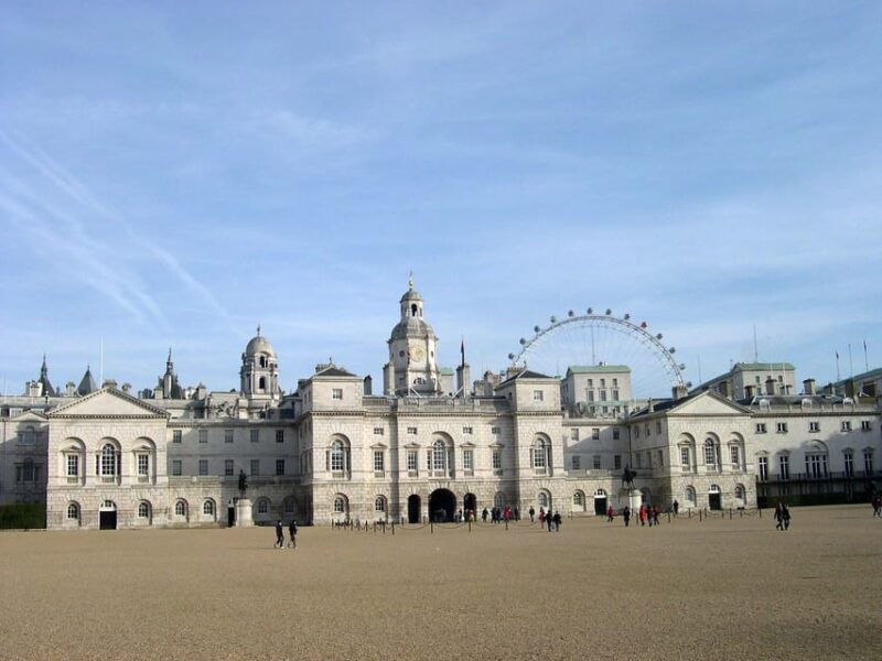 london-changing-of-the-guard-guided-tour-experience