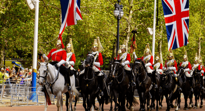 london-changing-of-the-guard-royal-london-walking-tour