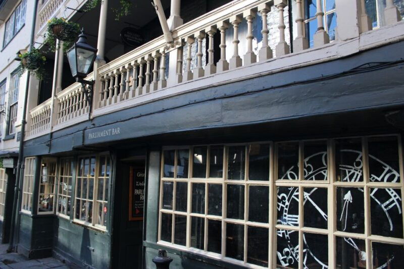 london-charles-dickens-walking-tour