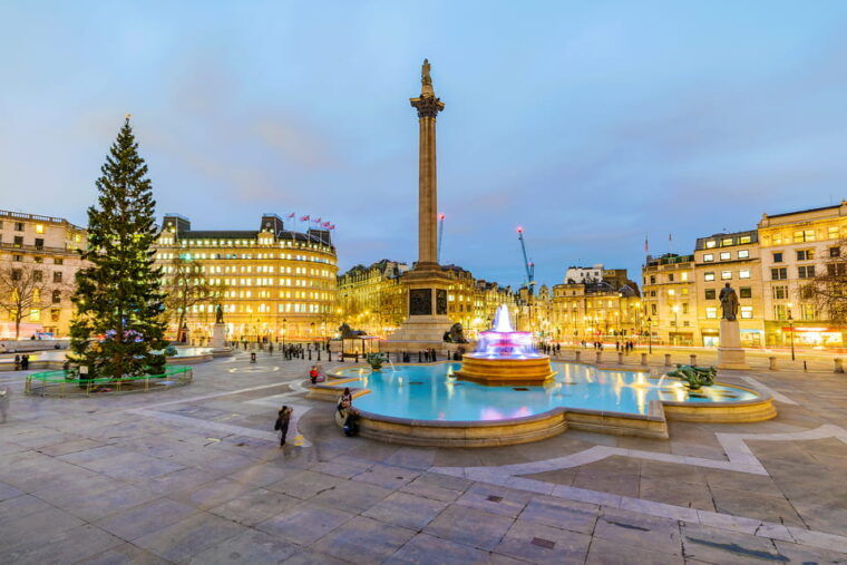 london-christmas-lights-tour-by-vintage-double-decker-bus-2