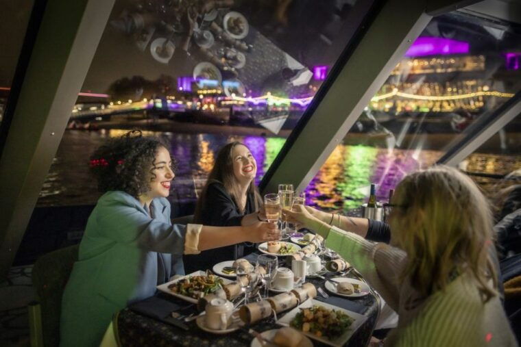 london-christmas-party-dinner-cruise