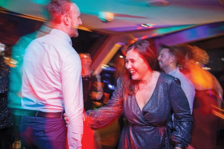 london-christmas-party-dinner-cruise