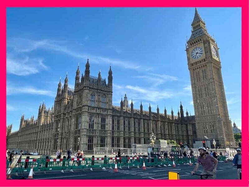 London: City Tour with German-Speaking Guide - Accessibility and Practicalities