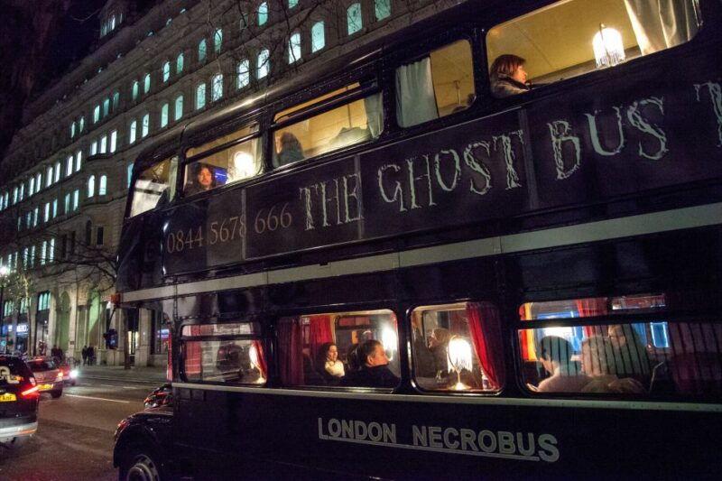 london-comedy-horror-ghost-tour-on-a-bus