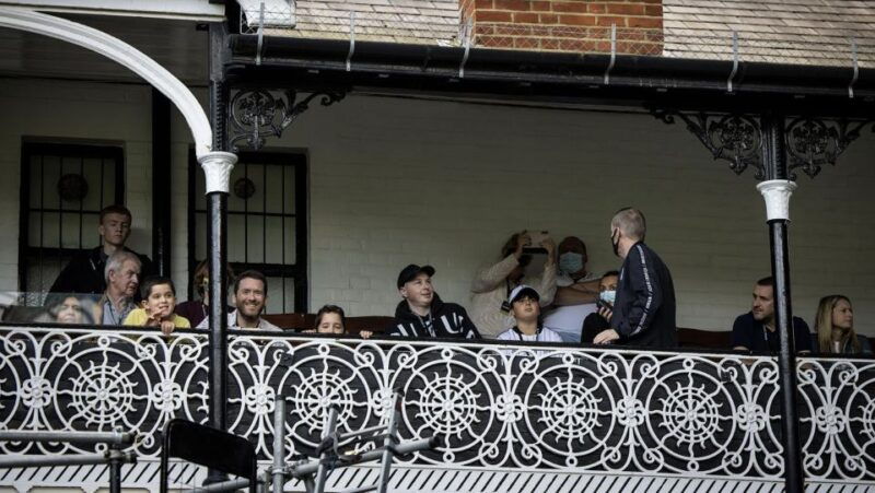 london-craven-cottage-guided-tour-at-fulham-football-club
