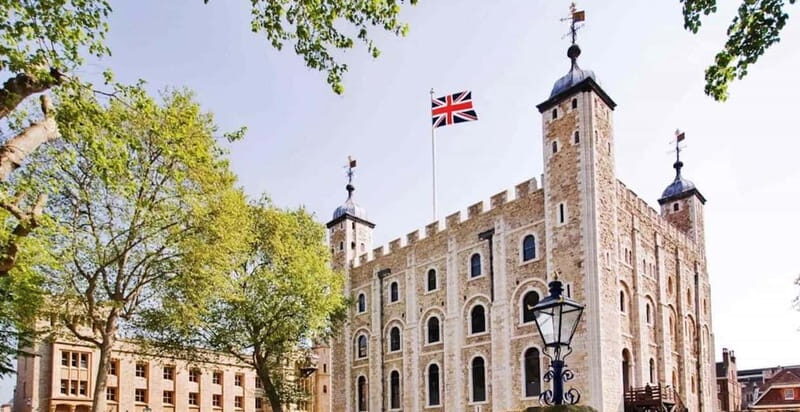 London: Deluxe Harry Potter Tour, Cruise & Tower of London - What Makes This Tour Stand Out?