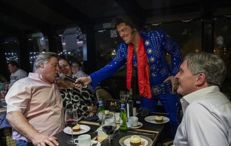 london-dinner-cruise-with-elvis-tribute-on-the-thames-river