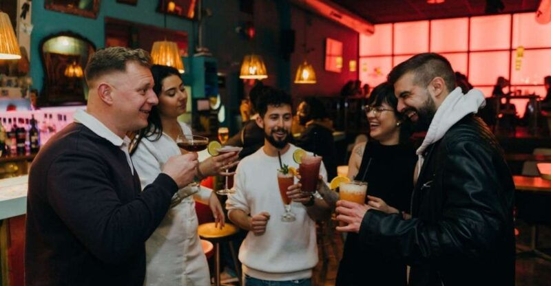 london-drunken-history-walking-tour-with-included-drinks