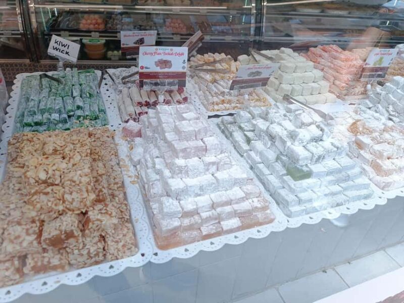 London East End Food & Market Tour - A Walk Through Londons East End: What to Expect