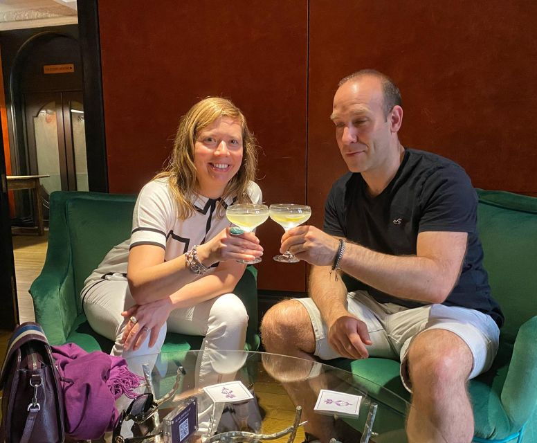 london-essential-bond-locations-license-to-discover