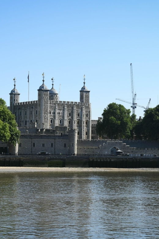london-explore-the-tower-of-london-tower-bridge