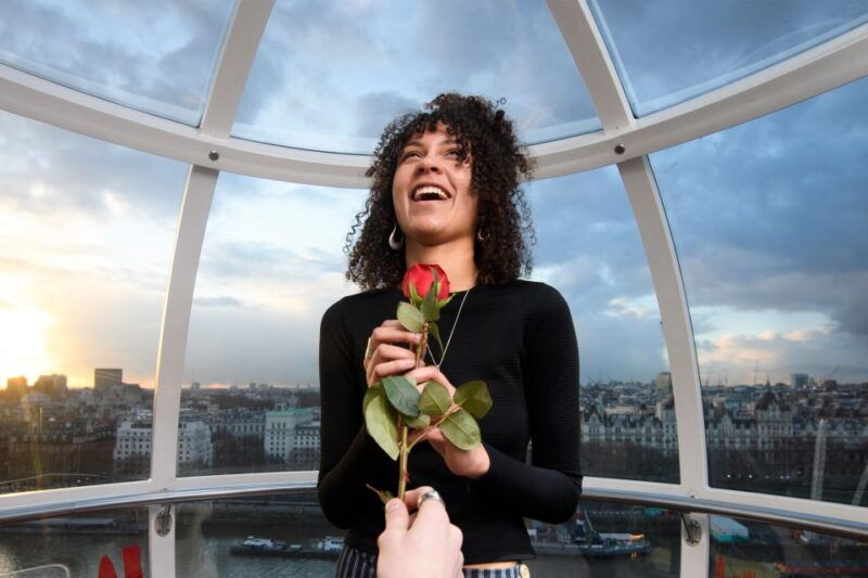 london-eye-private-capsule-experience-for-couples-or-groups