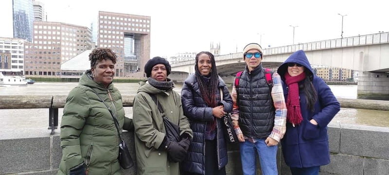 London: Family-Friendly Black Tudors Thames Walking Tour - Sensory and Interactive Elements