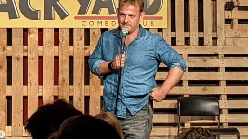 london-friday-night-at-the-backyard-comedy-club