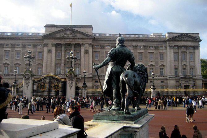 London Full Day Sightseeing Tour with London Eye & Snack Pack - Final Thoughts: Who Should Book This Tour?