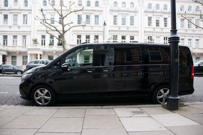 london-gatwick-lgw-airport-arrival-shared-transfer-airport-to-hotel