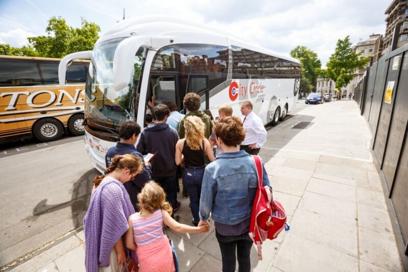 London: Guided Harry Potter Bus Tour of Locations - FAQ