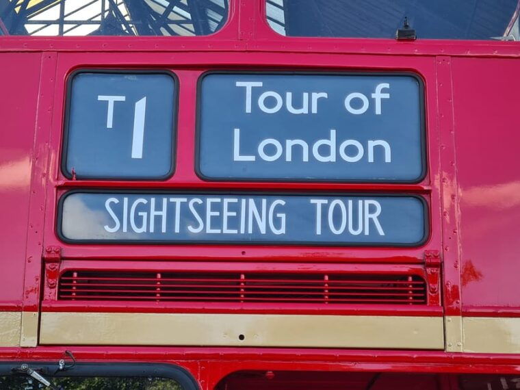 london-guided-sightseeing-tour-on-a-vintage-open-top-bus