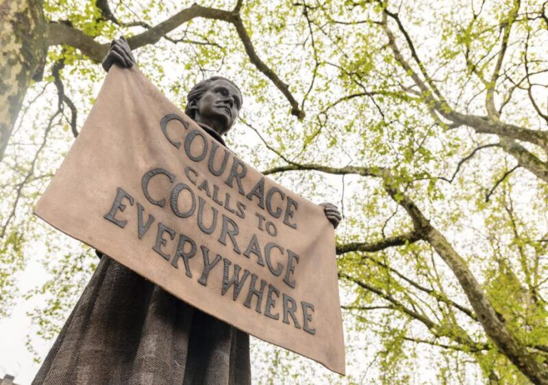 london-guided-tour-of-houses-of-parliament-westminster