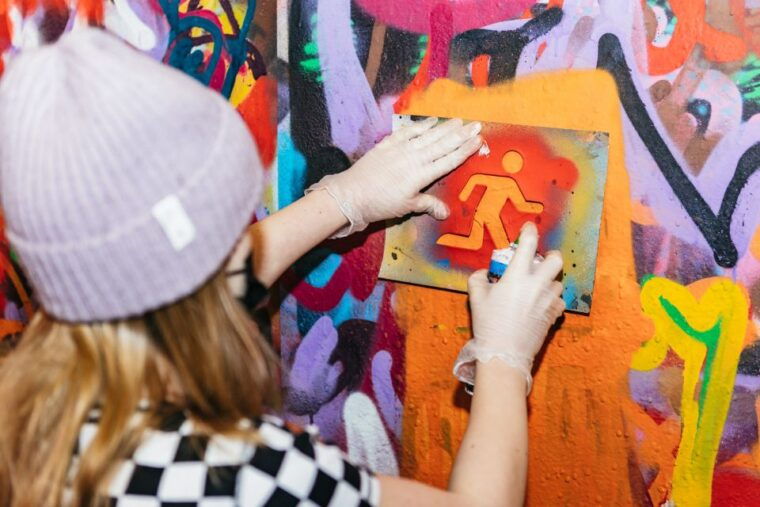 london-half-day-street-art-tour-and-workshop