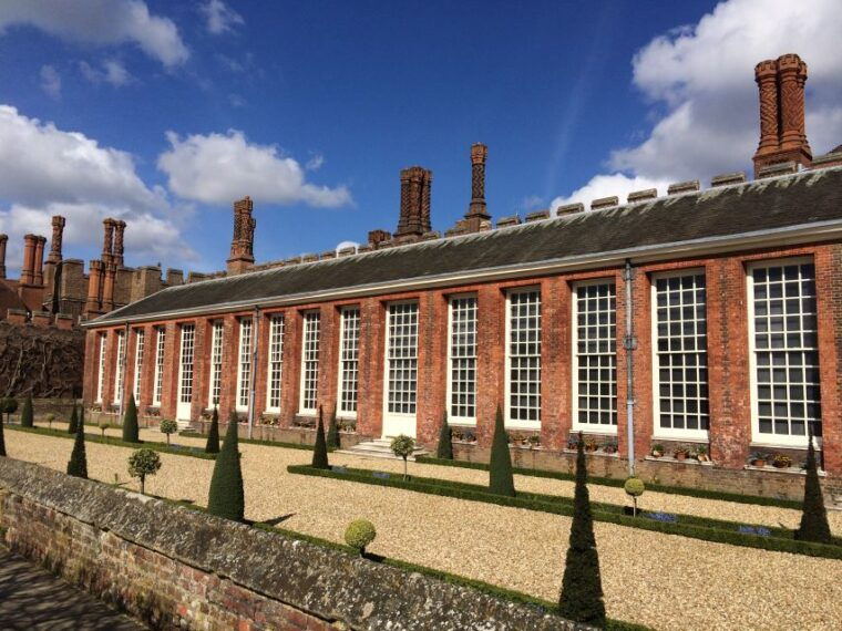 london-hampton-court-private-guided-tour
