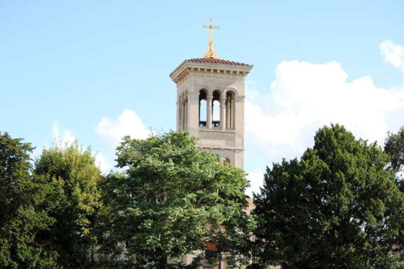 london-hampton-court-to-kew-river-thames-cruise