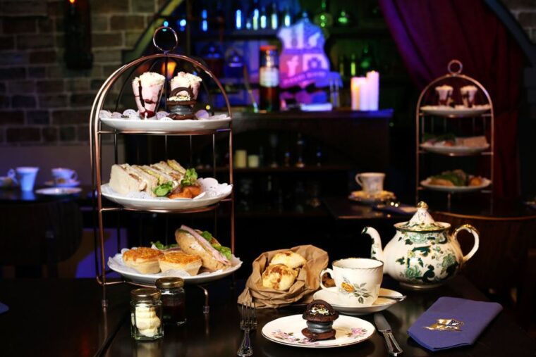 london-harry-potter-walking-tour-with-magical-afternoon-tea