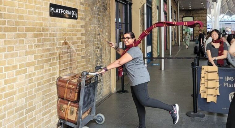 london-harry-potter-walking-tour-with-platform-9-3-4
