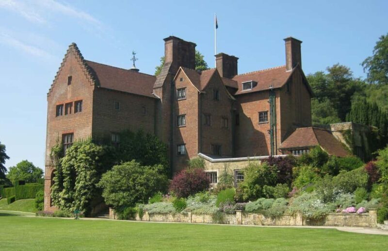 London: Hever Castle & Chartwell House Private Day Tour - Key Points