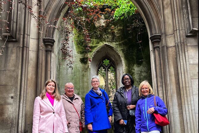 london-hidden-gardens-taxi-tour
