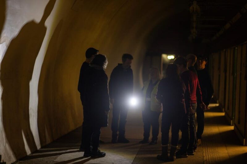 london-hidden-tube-tour-of-holborns-secret-platforms