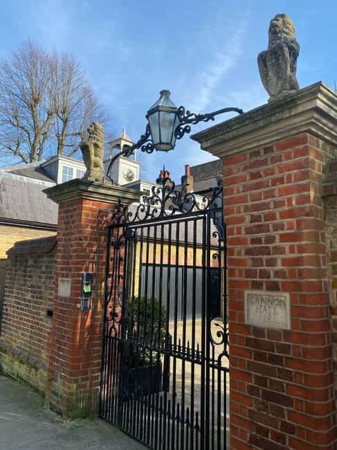 London: Historic Homes of Hampstead Village Walking Tour - Discovering Hampstead’s Architectural and Cultural Roots