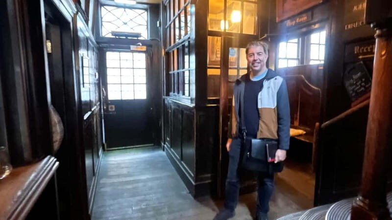 London: Historic Pub Walking Tour for Small Groups - The Itinerary: What Makes Each Stop Special?