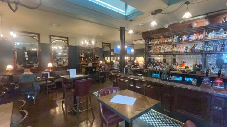 london-historic-pub-walking-tour