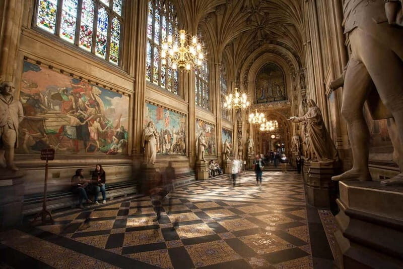 London: Houses of Parliament & Westminster Abbey Guided Tour - A Closer Look at the Tour Experience