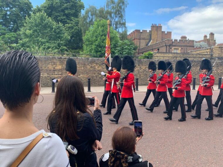 london-iconic-london-taxi-tour-private-4-hour-tour