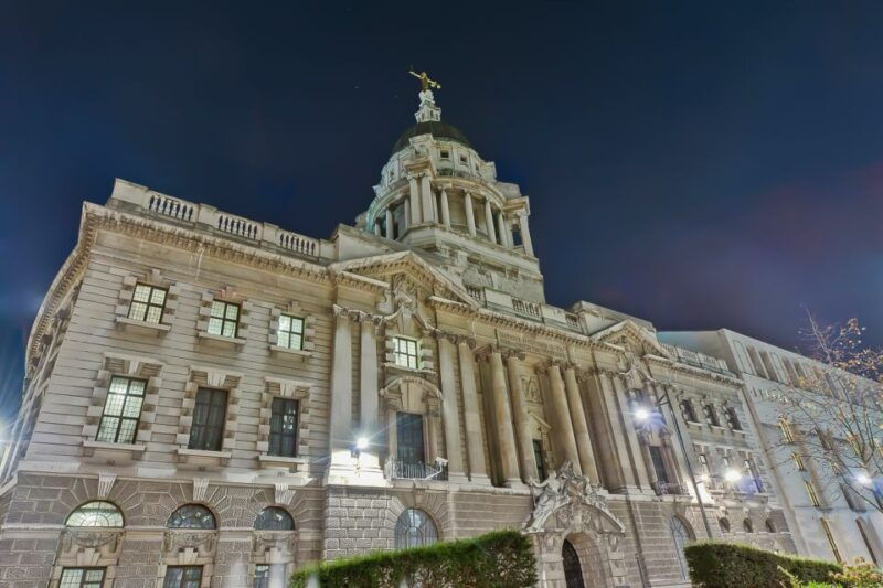 london-jack-the-ripper-and-sherlock-holmes-bus-tour