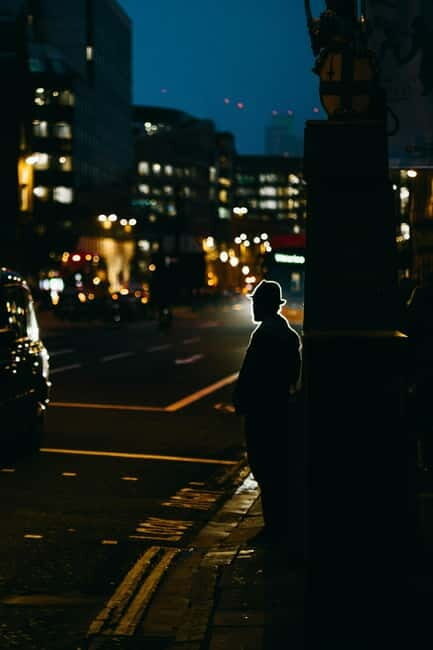 London: Jack the Ripper Tour and Underground Prison in Spanish - Who Will Love This Tour?