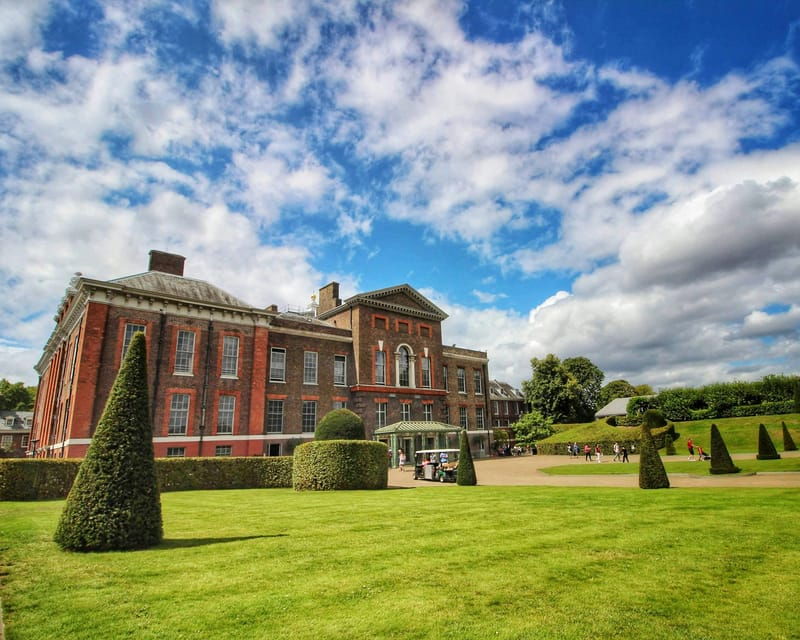 london-kensington-palace-gardens-tour-high-tea-experience