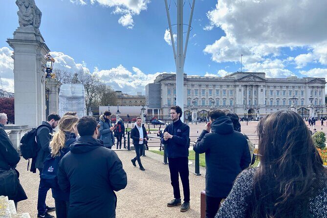 London: Landmarks Walking Tour - Soho and Artistic Vibes