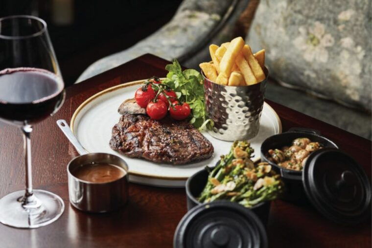 london-les-miserables-and-3-course-meal-sparkling-wine