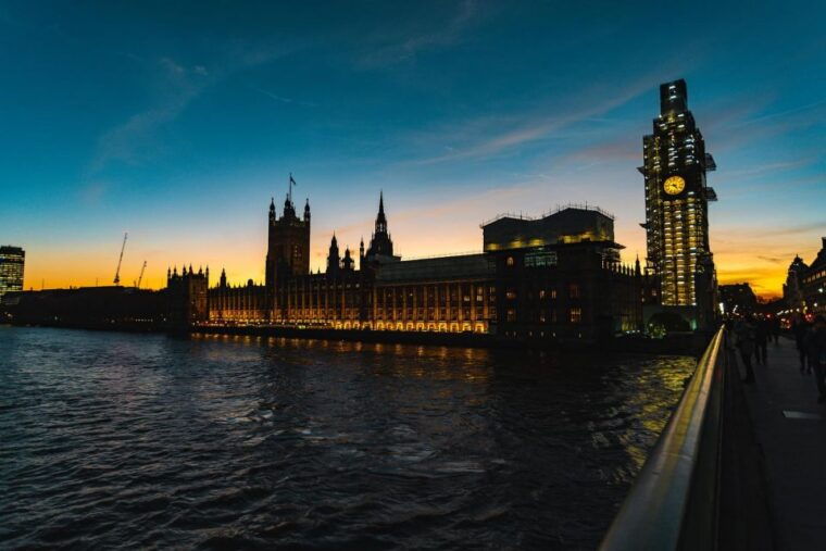 london-lights-sights-of-london-30-london-sights-at-dusk