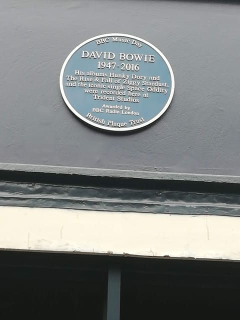 london-london-rocks-private-music-walking-tour-in-soho