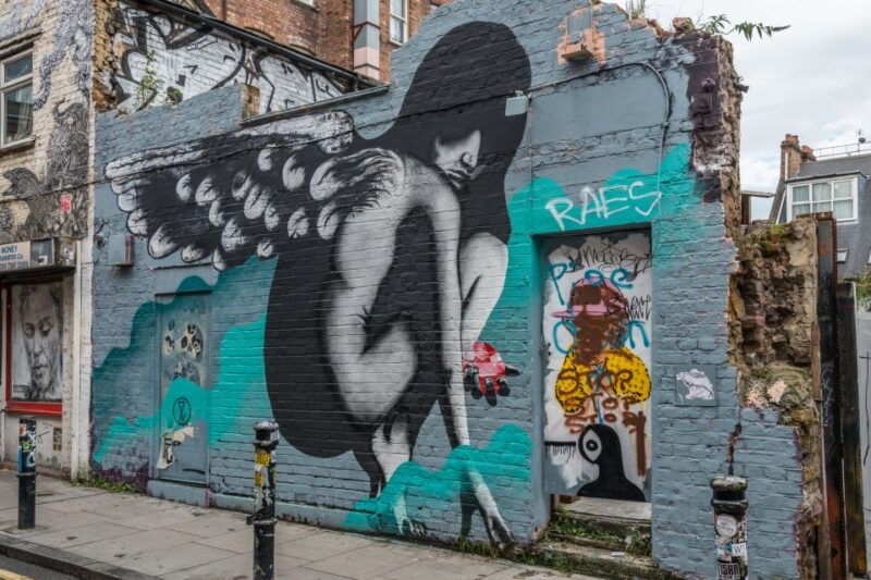 london-markets-street-art-and-camden-town-walking-tour