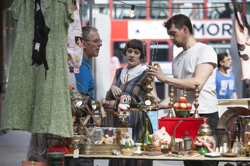 london-markets-street-art-and-camden-town-walking-tour