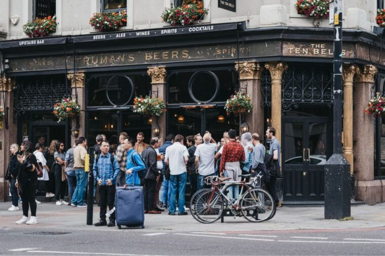 london-markets-street-art-and-camden-town-walking-tour