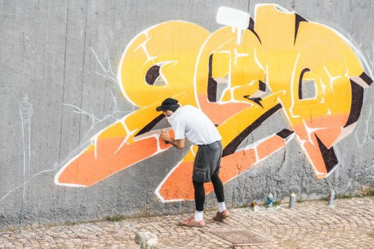 london-markets-street-art-and-camden-town-walking-tour
