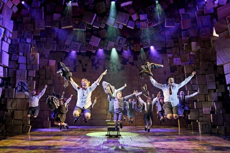 london-matilda-the-musical-2-course-pre-show-meal
