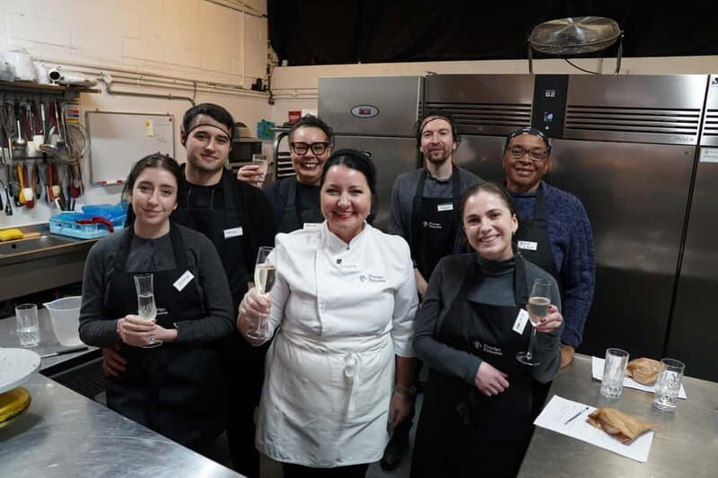 London: Medovik Cake Masterclass with Prosecco - The Experience Provider and Group Dynamics