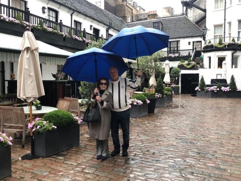 london-monuments-back-streets-guided-tour-in-black-taxi